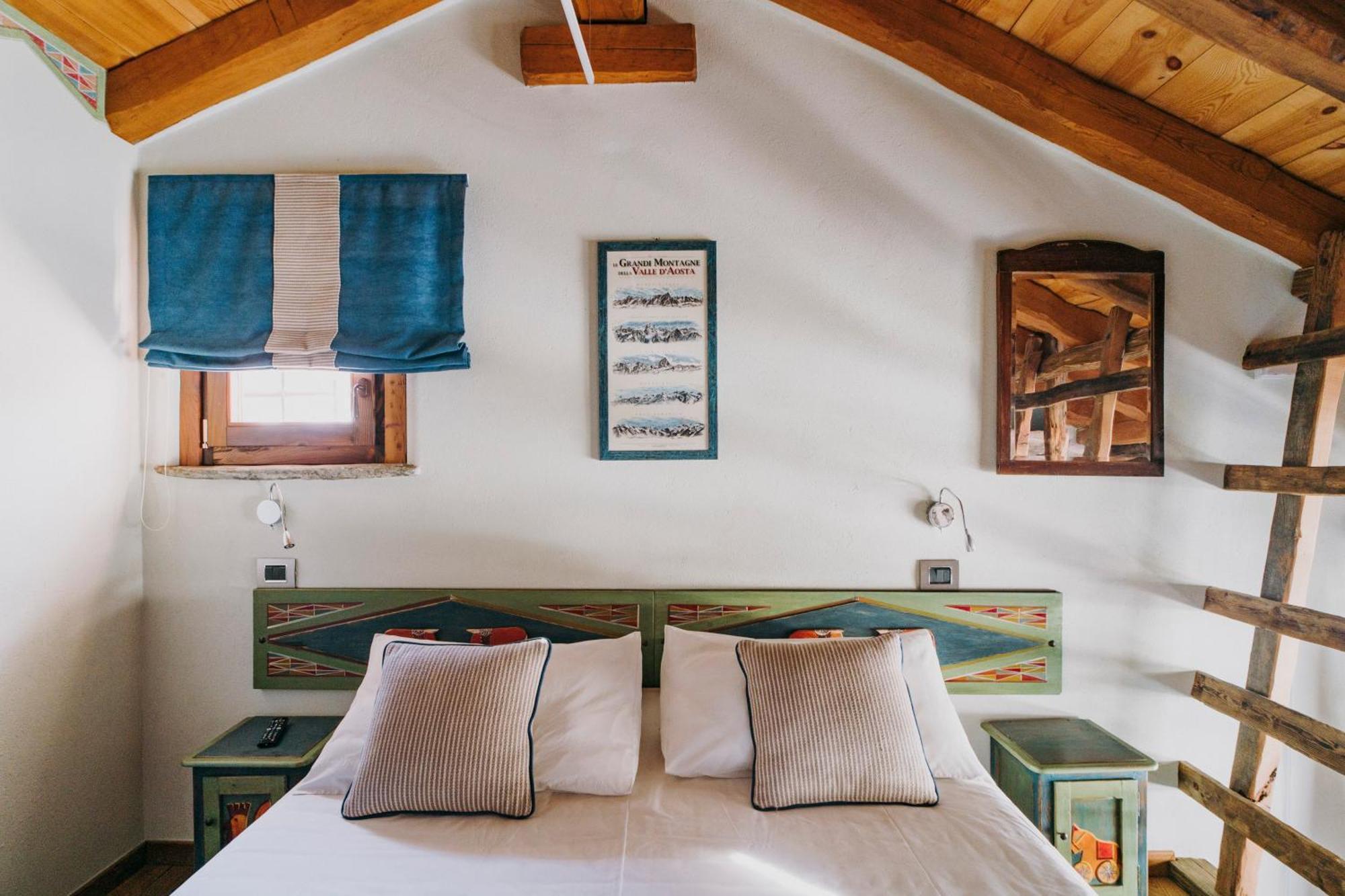 Au Coeur Du Village Chambres D'Hotes & Spa Arnad Esterno foto