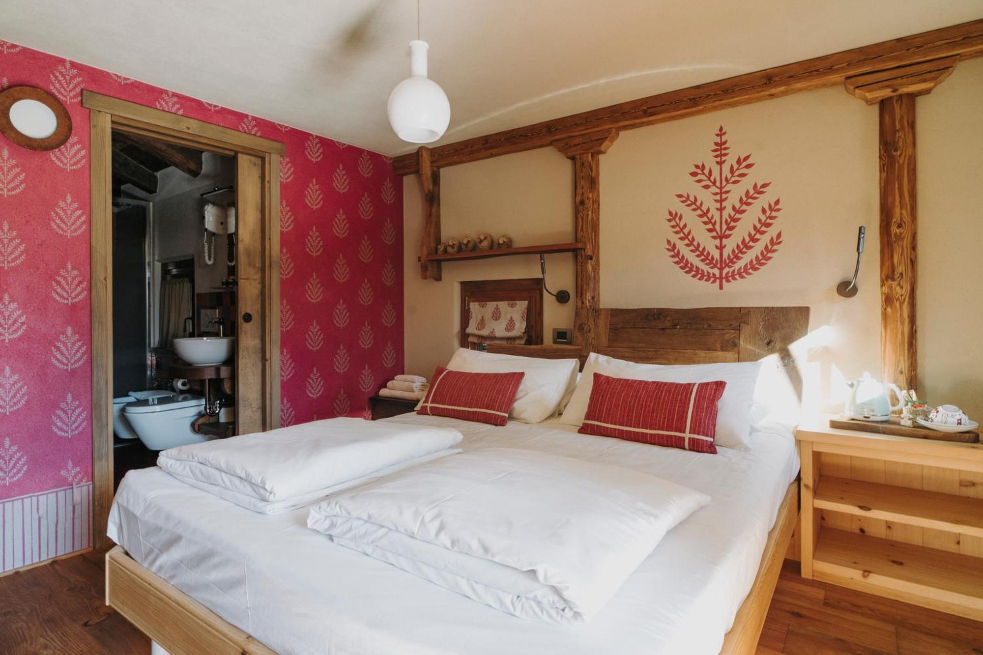 Au Coeur Du Village Chambres D'Hotes & Spa Arnad Esterno foto